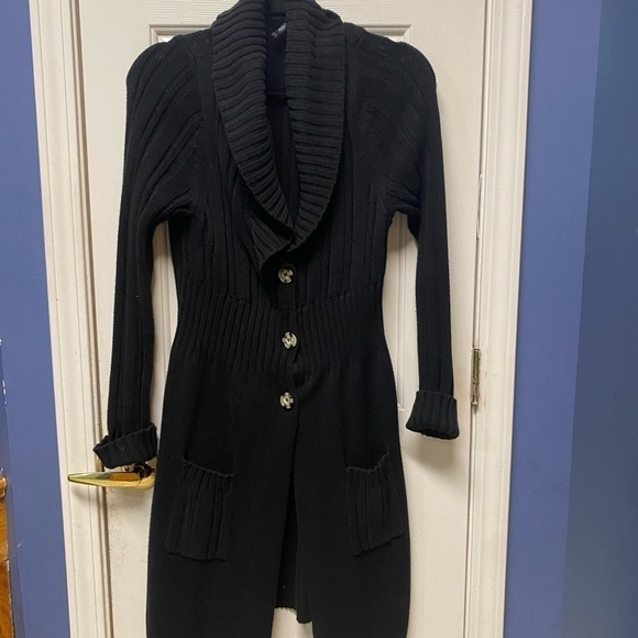 Daisy Fuentes Womens Moda Sweater Size Medium black Long Sleeve 3 Button - Picture 1 of 7